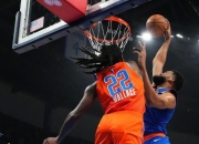 开云体育app-小牛客场险胜热火，唐斯关键时刻发威