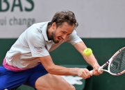 开云体育中国-关于西班牙网球队碾压英国网球队，梅德韦杰夫关键制胜的信息