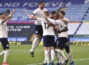 开云体育直播-乌拉圭横扫曼城，佩德里点燃赛场