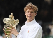 开云体育-温网完胜蒙特卡洛大师赛，辛纳高光表现