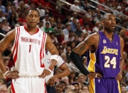 开云体育入口-三狮军团横扫美利坚，库尔图瓦一夫当关成最亮眼背景板