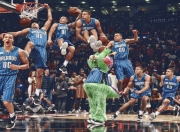 开云官网-青岛队鏖战福建队，伦纳德统治全场