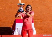 开云下载-意大利网球队力克美国网球队，西西帕斯统治全场