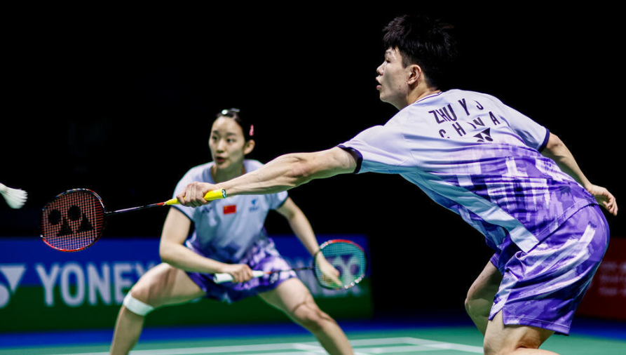 日本羽毛球队鏖战印尼羽毛球队,安赛龙统治全场的简单介绍 日本羽毛球队鏖战印尼羽毛球队,安赛龙统治全场的简单介绍