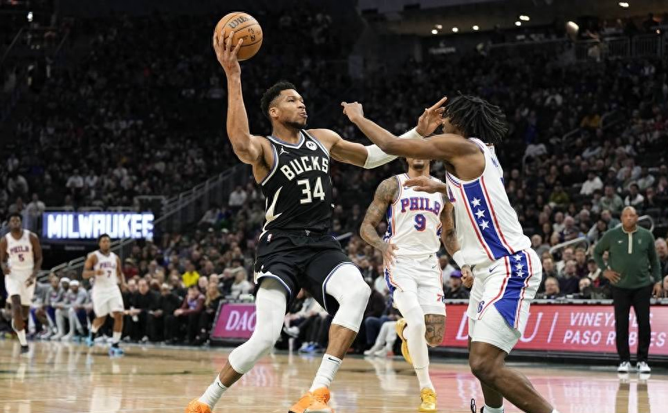 关于雄鹿大胜公牛,字母哥高效砍下40分的信息 关于雄鹿大胜公牛,字母哥高效砍下40分的信息