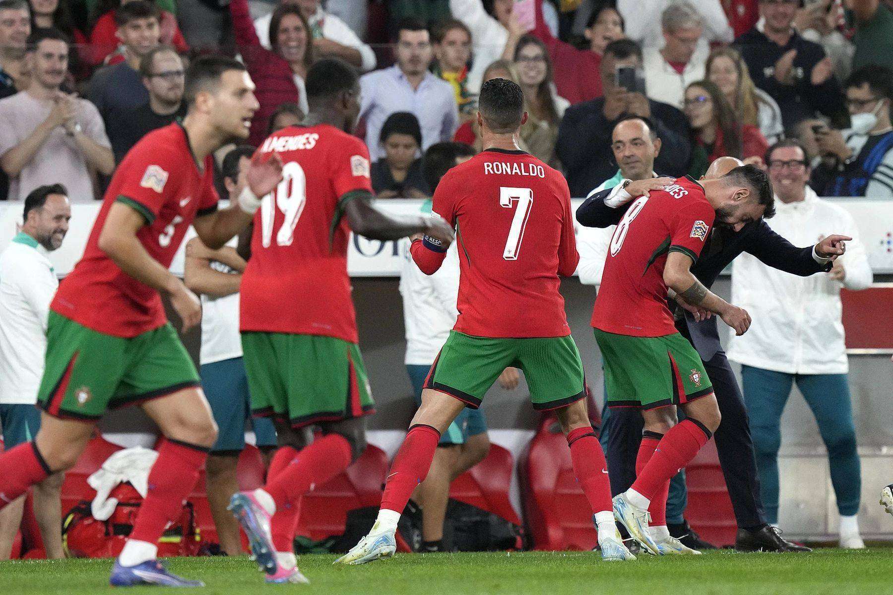 包含欧国联比赛战术演练赛前备战气氛火爆的词条 包含欧国联比赛战术演练赛前备战气氛火爆的词条