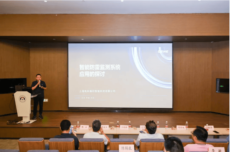 中国足球联赛转播权运营模式的创新探索 中国足球联赛转播权运营模式的创新探索