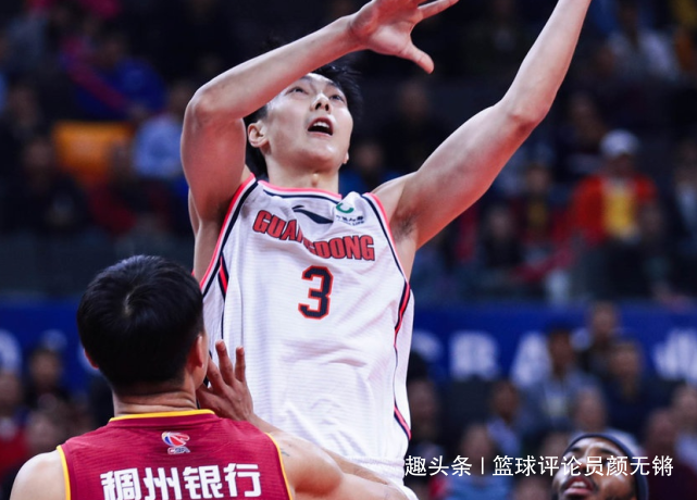 不伦瑞克队客场绝杀,艰难获胜的简单介绍 不伦瑞克队客场绝杀,艰难获胜的简单介绍