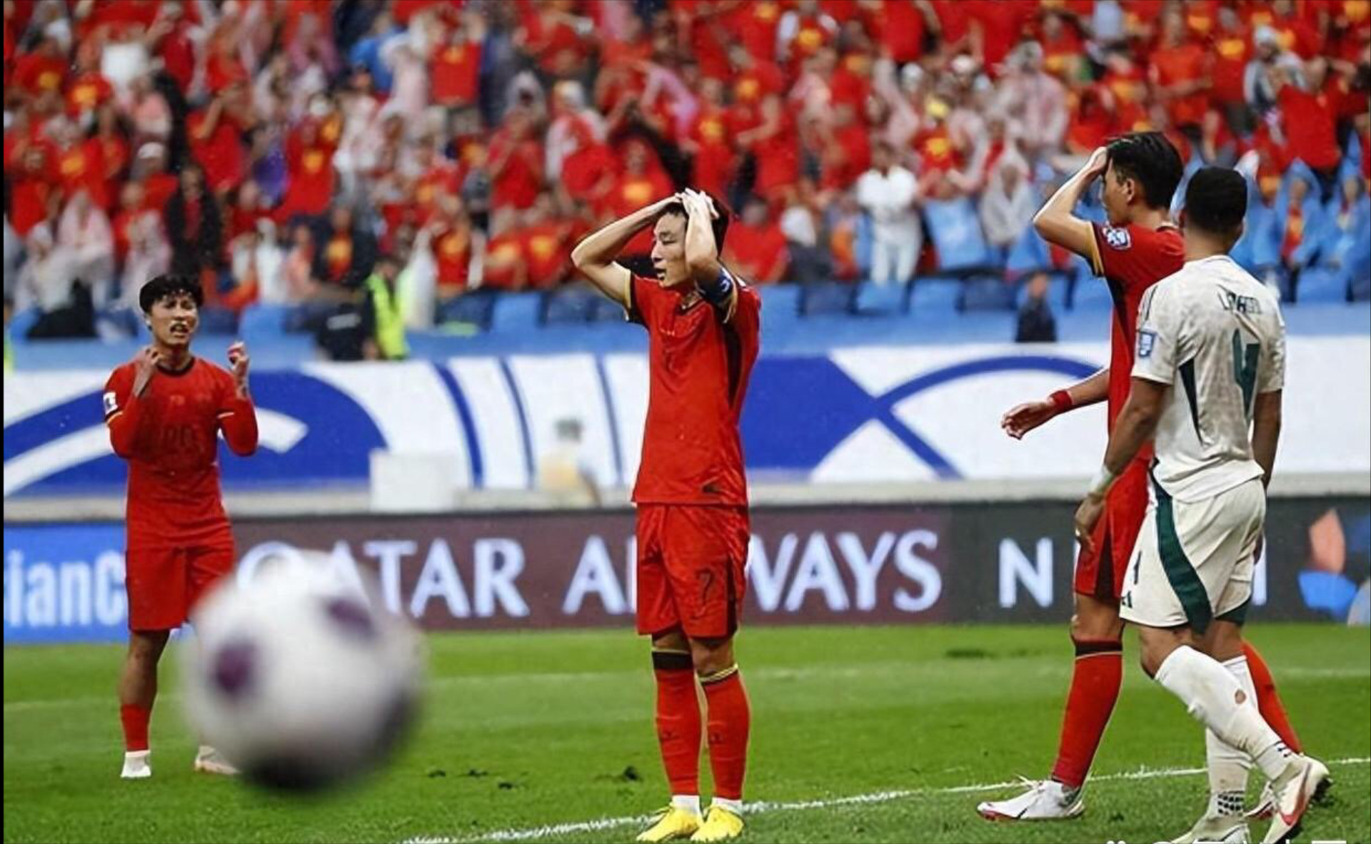 国内外球队的对决让观众目不转睛的简单介绍