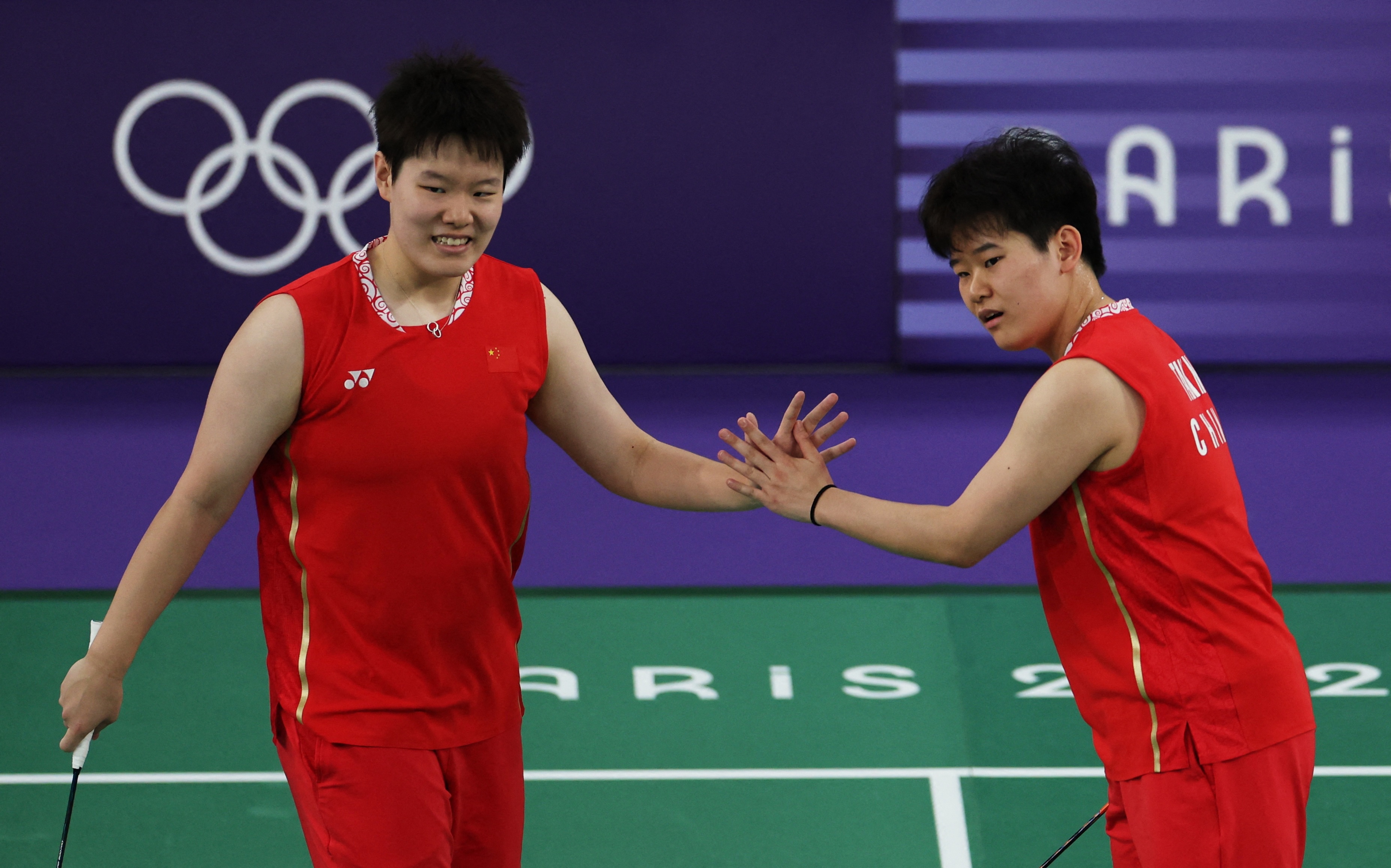 精彩对决！女子羽毛球双打，双雄争霸引爆观众的简单介绍