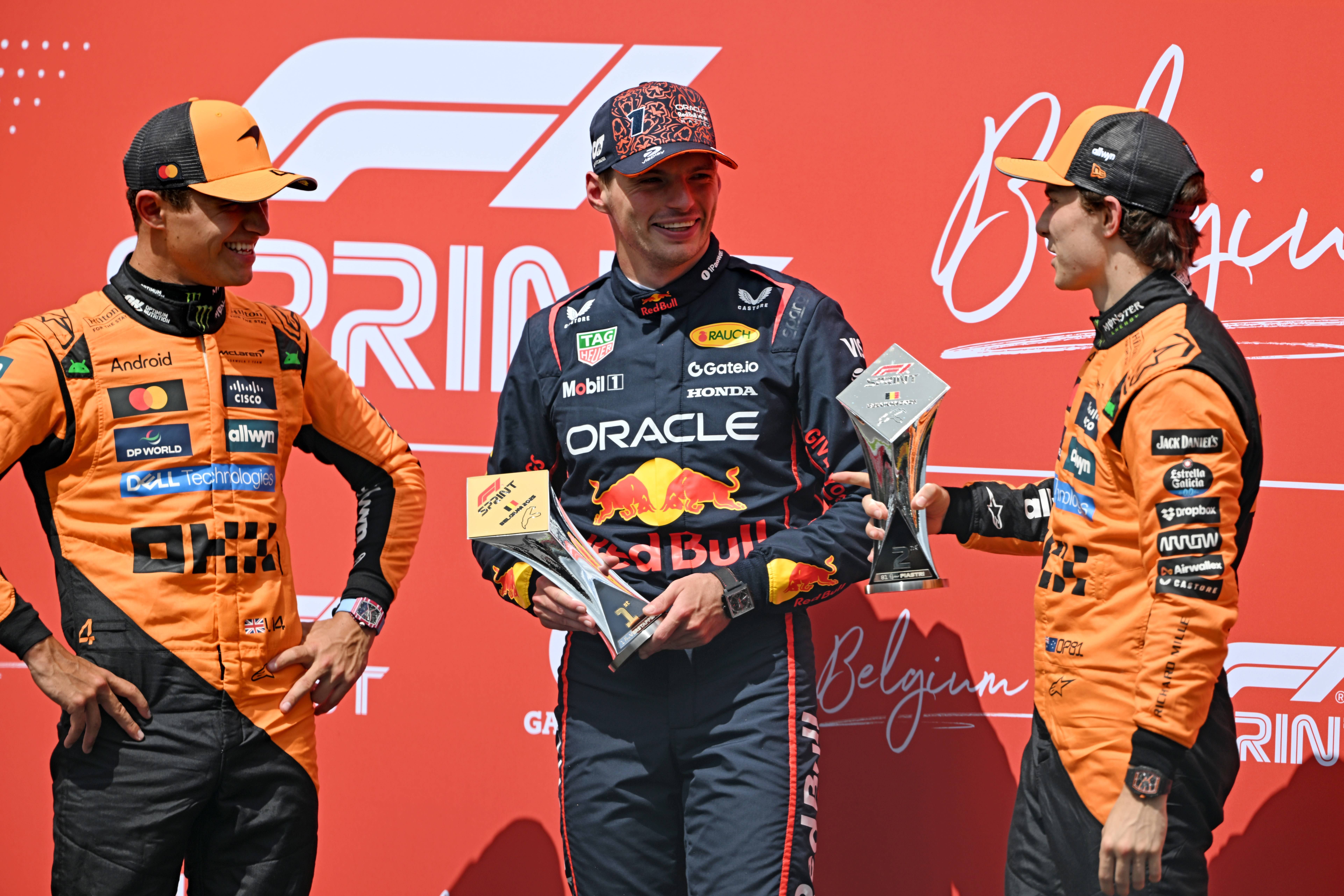 阿斯顿马丁力克雷诺车队,维斯塔潘带队取胜的简单介绍 阿斯顿马丁力克雷诺车队,维斯塔潘带队取胜的简单介绍