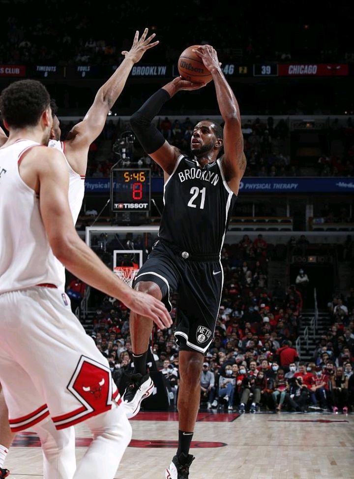 关于青岛队完胜篮网,拉文刷新纪录的信息 关于青岛队完胜篮网,拉文刷新纪录的信息