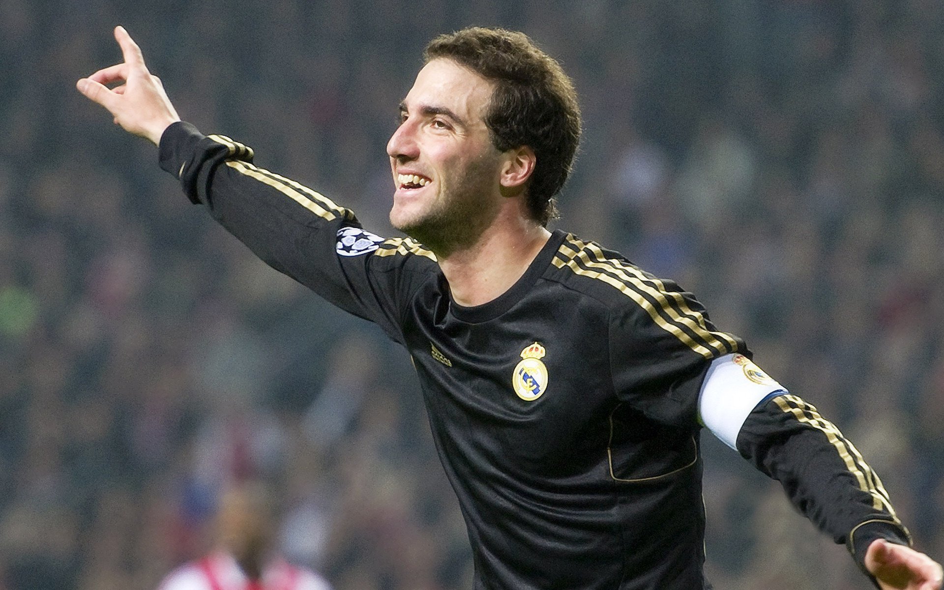 魔术压哨绝杀快船，欧冠决赛焦点战中的奇迹时刻