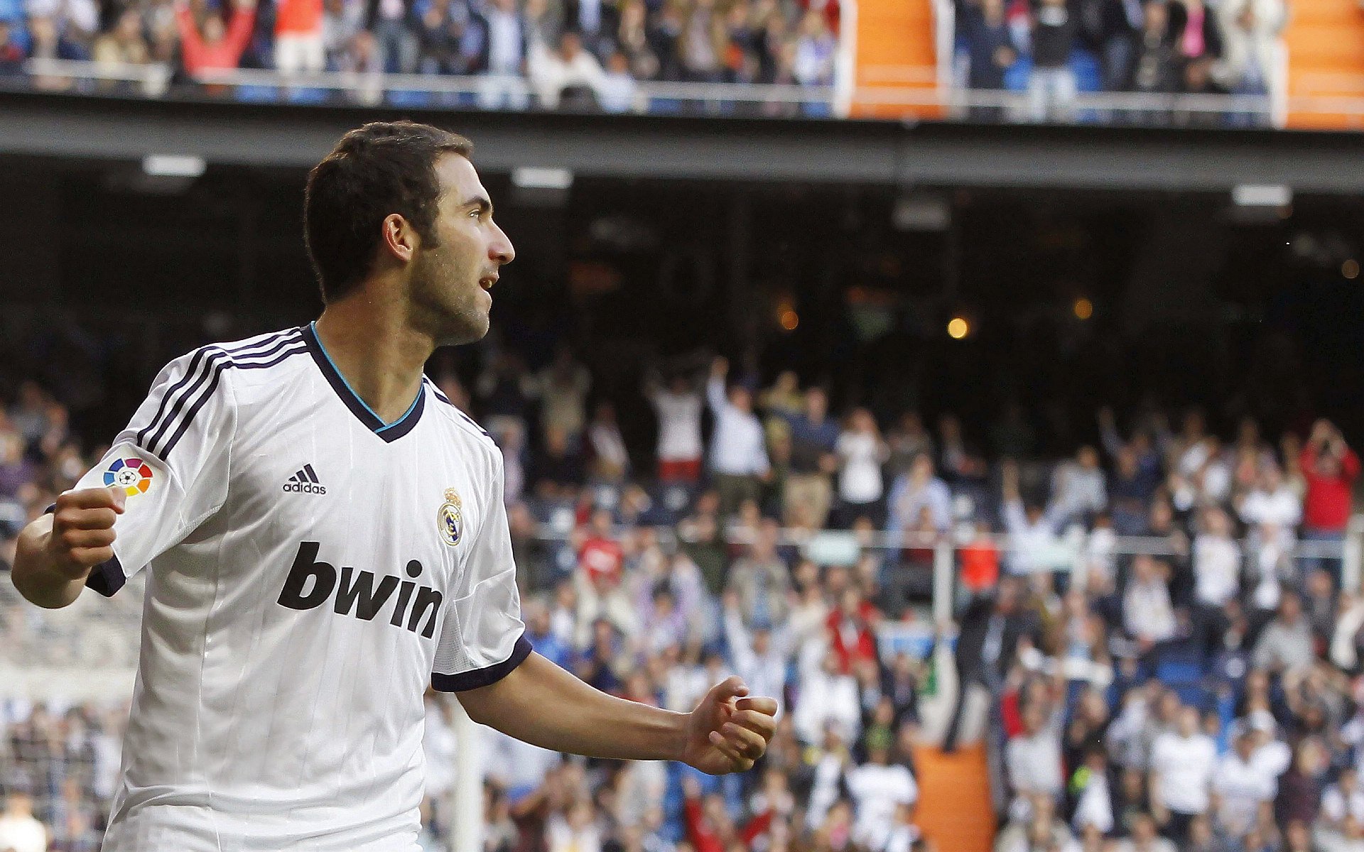 佩德里灵光破局,国际米兰战术压制终结皇家社会不败神话